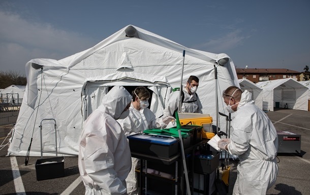 Врачи поздравили больного COVID-19 с Днем рождения
