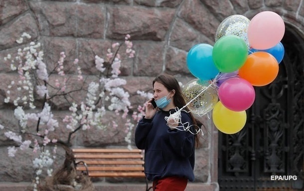 Киев заявил об ослаблении карантина, МОЗ против