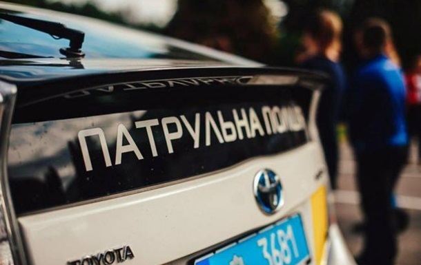 В Харькове полиция открыла огонь по колесам автомобиля