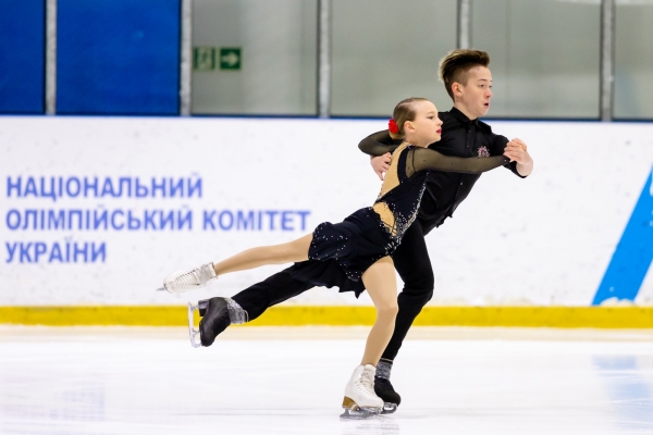 Фигурное катание. Юные одесские спортсмены завоевали 13 медалей на заключительном национальном старте сезона