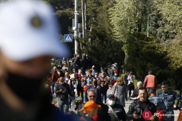 Одесса отмечает День победы: что происходит на Аллее Славы. Фото