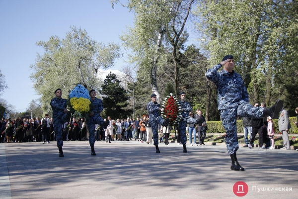 Одесса отмечает День победы: что происходит на Аллее Славы. Фото
