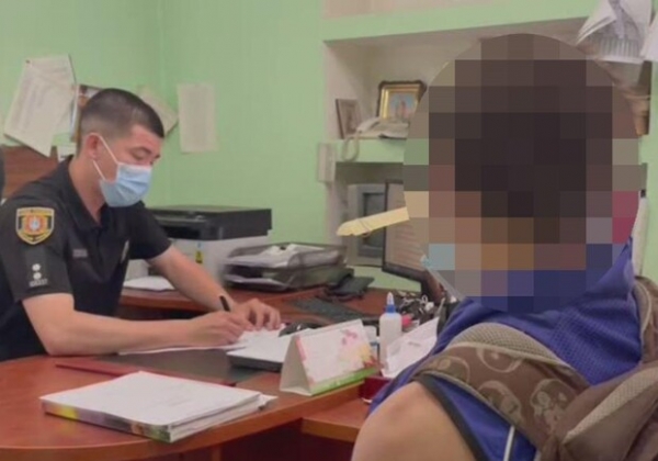 Был пьяный и накурился: в одесской полиции показали видео допроса насильника восьмилетнего ребенка