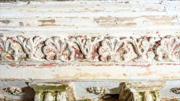 В Лютеранском переулке продолжается реставрация старинной росписи — специалисты просят о помощи