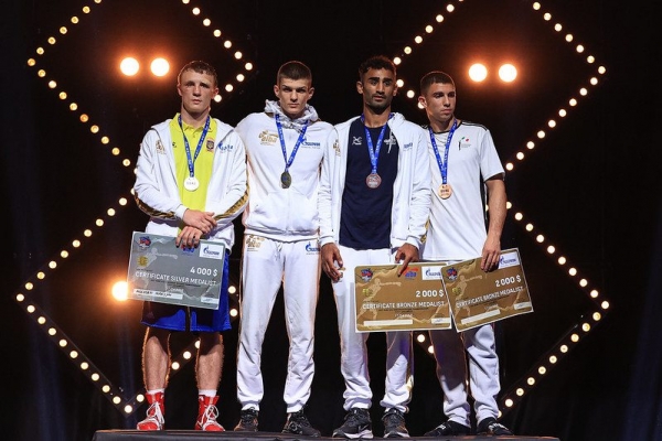 Земляк Ломаченко уступил россиянину в финале Чемпионата Европы по боксу