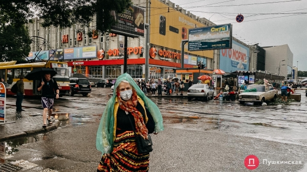Гром, молнии и ливень: как на Одессу обрушилась непогода. Фоторепортаж