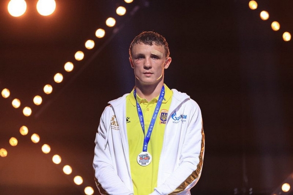 Земляк Ломаченко уступил россиянину в финале Чемпионата Европы по боксу