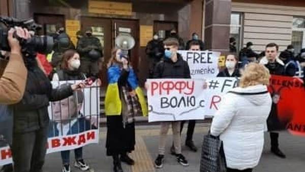 Андрій Антоненко: «Хай тепер ті, хто вигадав нашу історію, думають, як будуть з неї виходити»