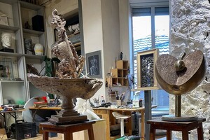 Вперед за новыми фото: в Греческом парке установили две скульптуры