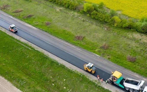 Украина потратит на дороги 240 млрд за три года