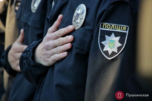 В парке Победы нашли повешенным патрульного. Обновлено