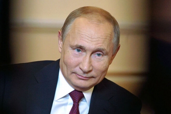 
"Коммерсант": Путину не о чем говорить с Зеленским, пока Киев преследует Медведчука
