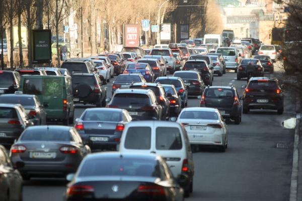 
В Киеве хотят построить эстакаду за $2,2 млрд, которая соединит Святошино и Дарницу
