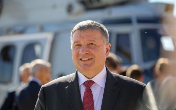 Итоги 13.07: Уход Авакова и провал каннабисаСюжет