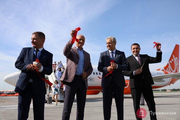 Первая посадка, первый взлет: как в одесском аэропорту открывали новую взлетку. Фоторепортаж