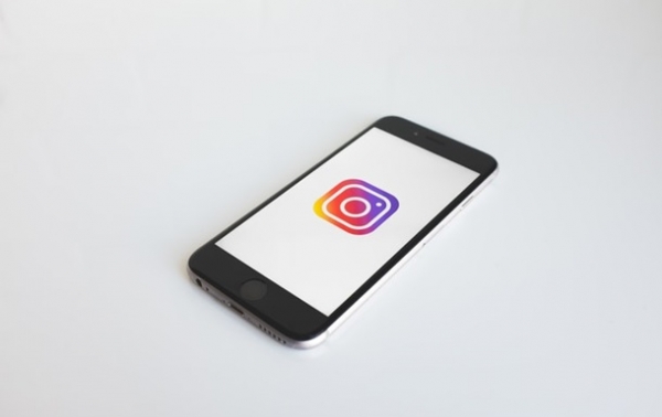 Instagram усилит меры защиты безопасности подростков