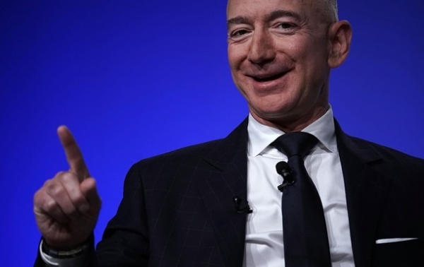 После ухода с Amazon Безос разбогател на $11 млрд