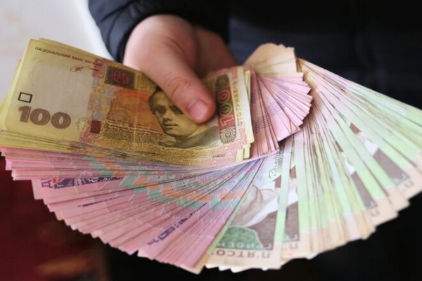 
Госисполнители с начала года вернули 360 млн грн долгов по зарплате

