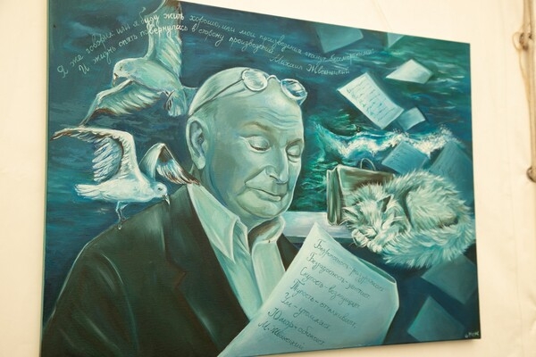 В парке Шевченко сегодня многолюдно: там проходит книжный фестиваль 