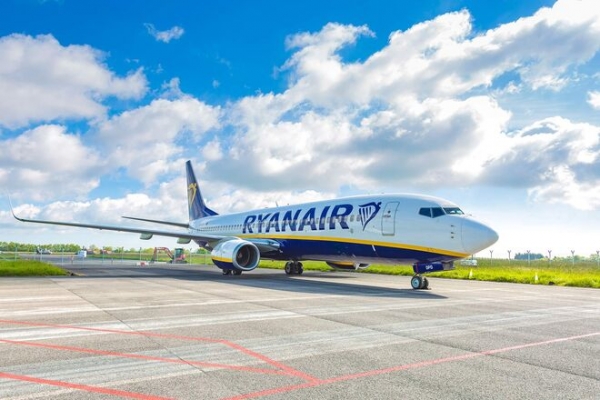 
Известный оператор продает поддельные авиабилеты: Ryanair начал отказывать пассажирам в посадке
