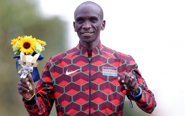 Кипчоге выиграл марафон, никто из украинцев не финишировал