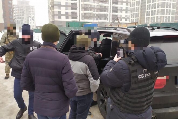 
Сотрудники СБУ похитили бизнесмена и забрали у него биткоинов на $80 тыс. – дело ушло в суд
