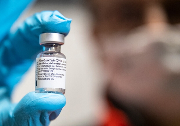 Минздрав утилизирует 34 тысячи доз вакцины Pfizer: в чем причина