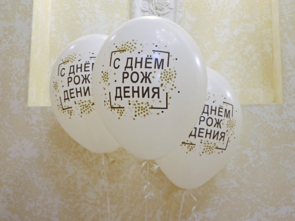 Родившаяся раньше всех в День города одесситка Саша получила коляску от мэрии 