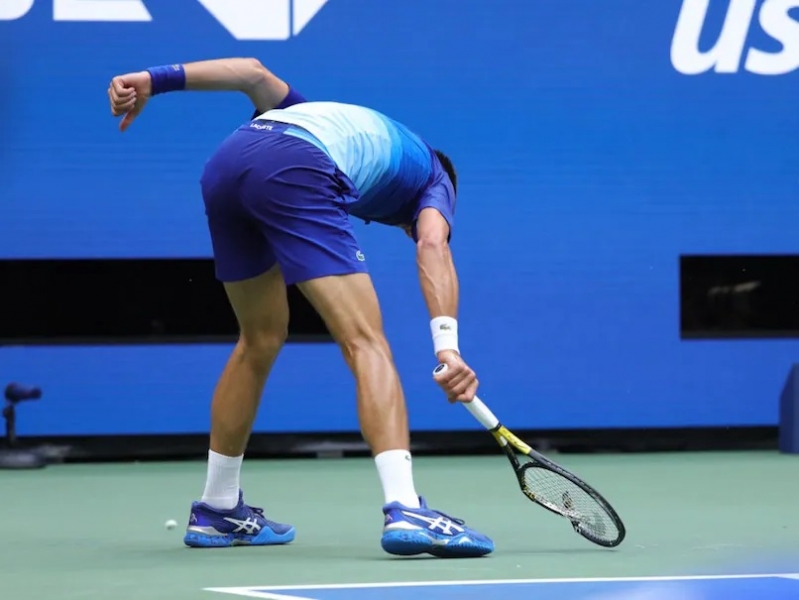 Джокович зламав ракетку та програв фінал US Open: відеоогляд матчу