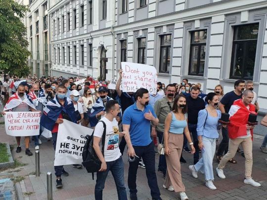 Експерт назвав звернення Freedom House до Байдена тривожним «дзвіночком» Зеленському