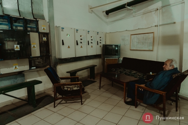 Айсберг искусства: большой фоторепортаж о блеске и подземных «тайнах» одесского Оперного театра