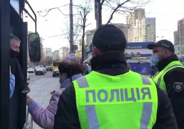 Под жестким контролем: Нацполиция будет проверять соблюдение карантина