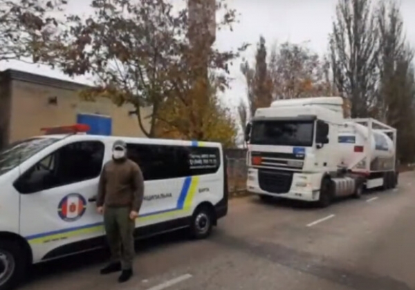 Своего не хватит: в Одессу из Николаева привезли цистерну с кислородом