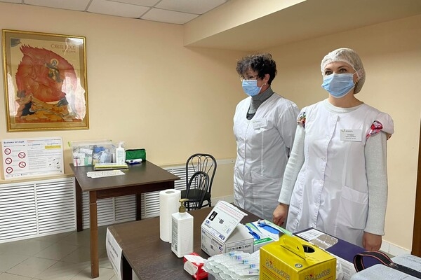 В Одессе открыли пункт массовой вакцинации при монастыре: на очереди – Кирха