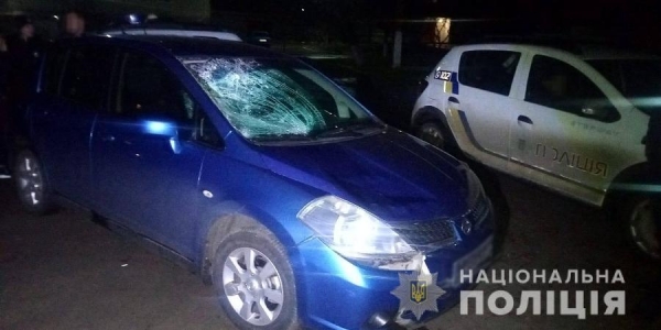 Nissan сбил молодую женщину в Котовске и скрылся 