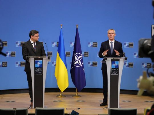 Нарощування військової присутності Росії біля кордону України — це факт, — генсек НАТО
