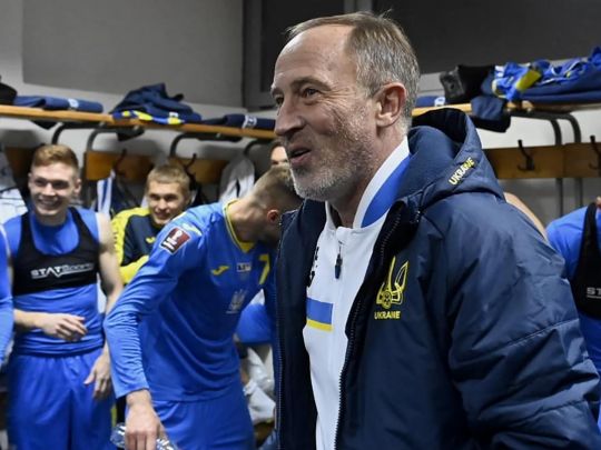 Петраков у збірній України позбавився приставки «в.о.»: із тренером підписано новий контракт