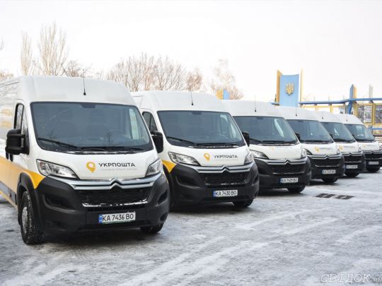 1 та 7 січня посилки не прийдуть: як працюватимуть на свята відділення «Нової пошти» та «Укрпошти»