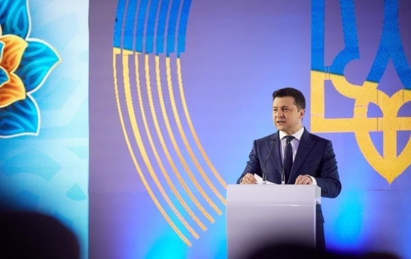 Итоги 22.12: Запрет президента и войска у границыСюжет