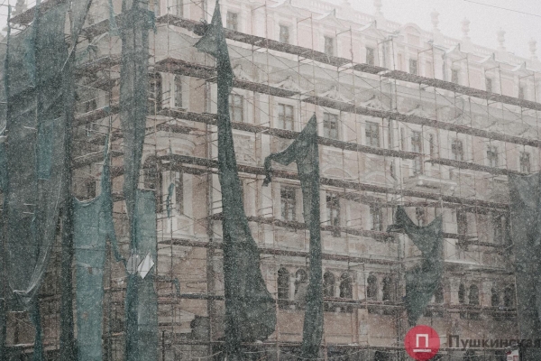 Как Одесса и одесситы встретили первый настоящий снегопад 2022 года. Большой фоторепортаж