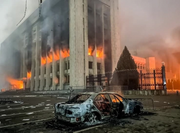 Казахстан: во время беспорядков погибли дети, в стране застряли более сотни украинцев, а киргизского музыканта выдали за бандита