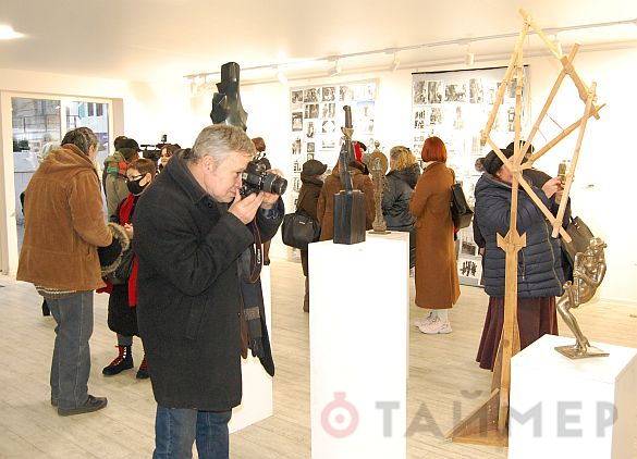 В одесском Горсаду появились скульптуры тридцати авторов