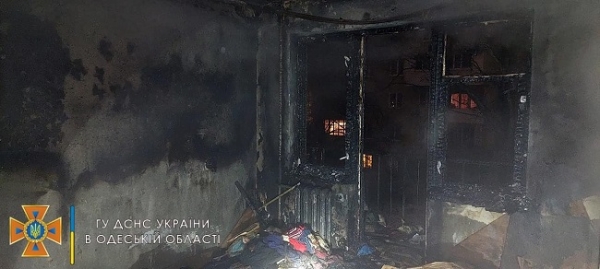 Пожар в доме на Черёмушках перекинулся на соседние балконы