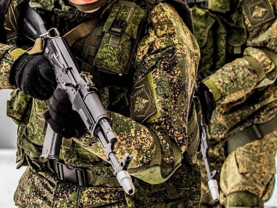 Російські солдати на Чернігівщині ходять по хатах, просять щось поїсти та грабують магазини
