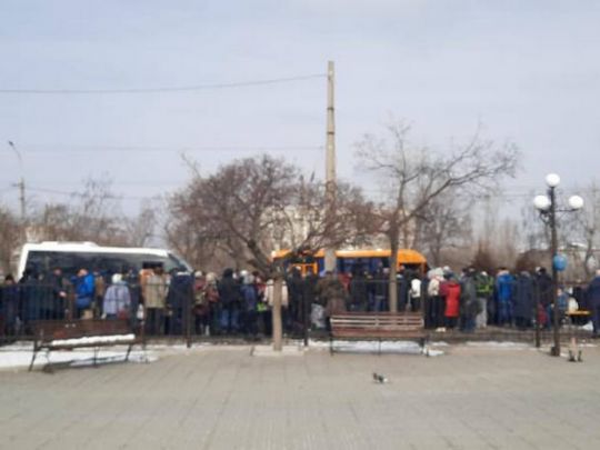 З Луганщини за день евакуювали понад 1700 людей — Офіс Президента