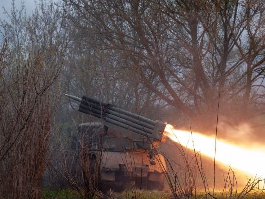 Окупанти намагаються вийти на нові рубежі на Донбасі, але ЗСУ вміло виводять з ладу особовий склад та техніку ворога, — Генштаб