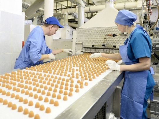 У Польщі жінкам-біженкам з України безкоштовно шукатимуть роботу: що треба знати