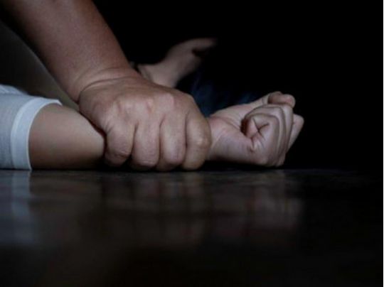В Ірпені 9-річну дівчинку зґвалтували 11 рашистів, а після того вирізали на її грудях Z