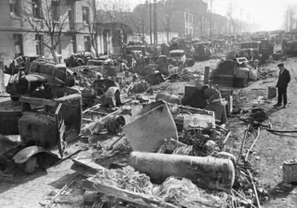 Баррикады, разрушения и оккупация: Одесса во время Второй мировой войны в фотографиях