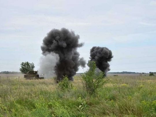 На Слов'янському та Сєверодонецькому напрямках зараз найбільше гаряче, на Бахмутському ворога відкинуто, — Генштаб